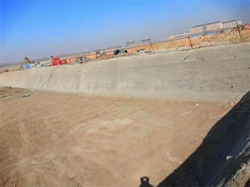 巴塘高铁桩基础建设
